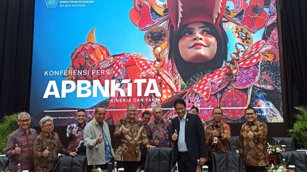 APBN November 2025 Defisit Rp560,3 Triliun, Pemerintah Tetap Optimistis