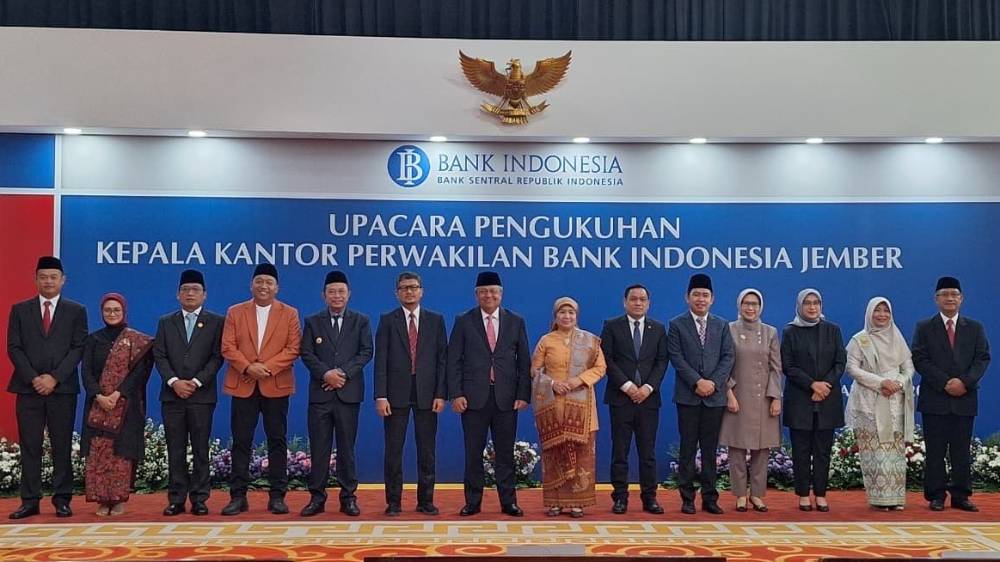 Iqbal Reza Nugraha Resmi Pimpin BI Jember, Dikukuhkan Perry Warjiyo