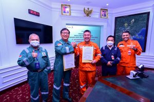 PGN – Badak NGL Wujudkan Inisiatif LNG Bunkering Pertama di Indonesia