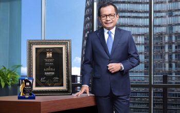 Direktur Utama SIG Donny Arsal Dianugerahi Top CEO Indonesia Awards 2024