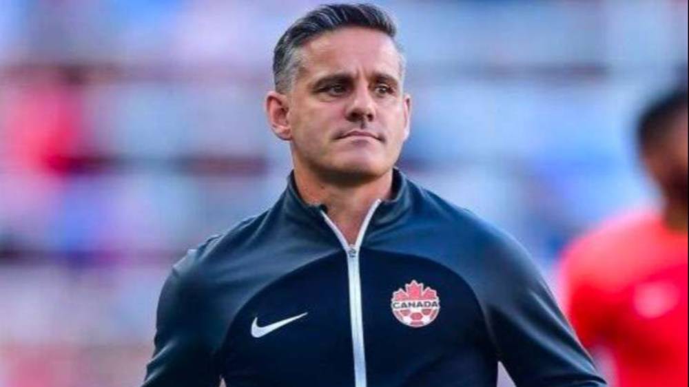 Alasan John Herdman Mantap Latih Timnas Indonesia