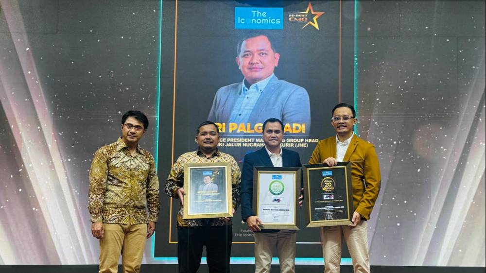 JNE Raih Tiga Penghargaan Best Halal Awards dan 20 Best Companies Awards 2026