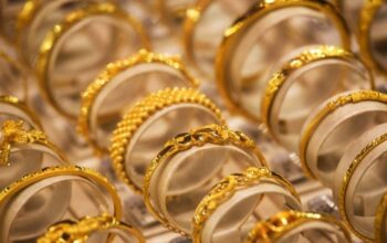 Pasar Fluktuatif, Simak Update Terbaru Harga Emas Perhiasan Per Selasa 24 Maret 2026