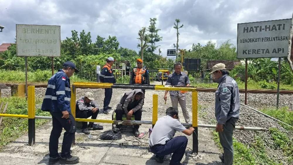 2.220 Perlintasan Liar Ditutup, KAI Masih Hadapi 1.089 Titik Berisiko