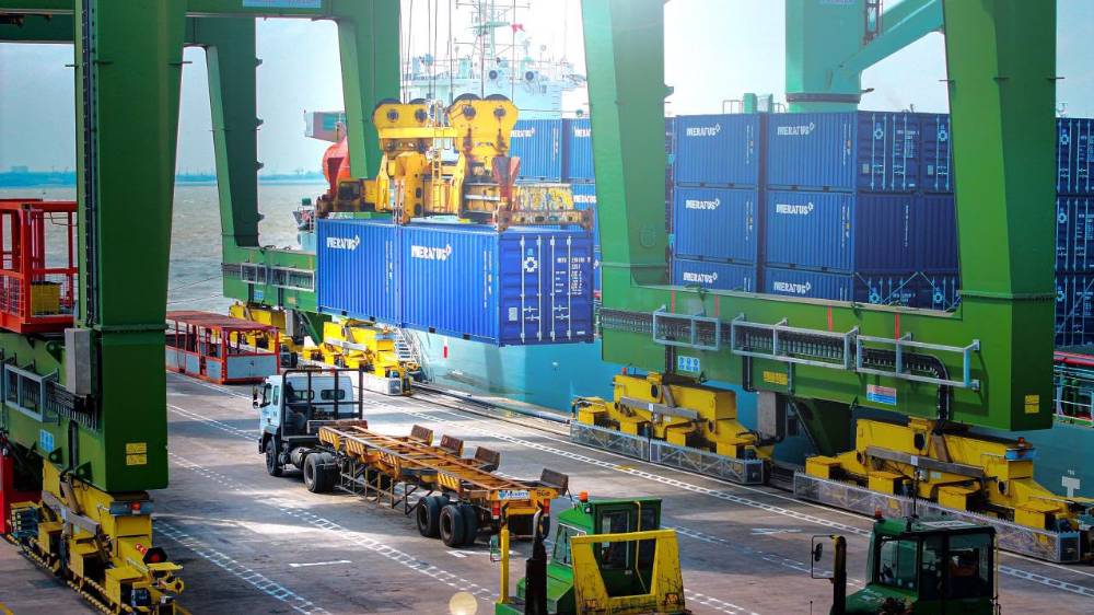 Terminal Teluk Lamong Bukukan Throughput 1,2 Juta TEUs, Tumbuh 13 Persen hingga Mei 2026