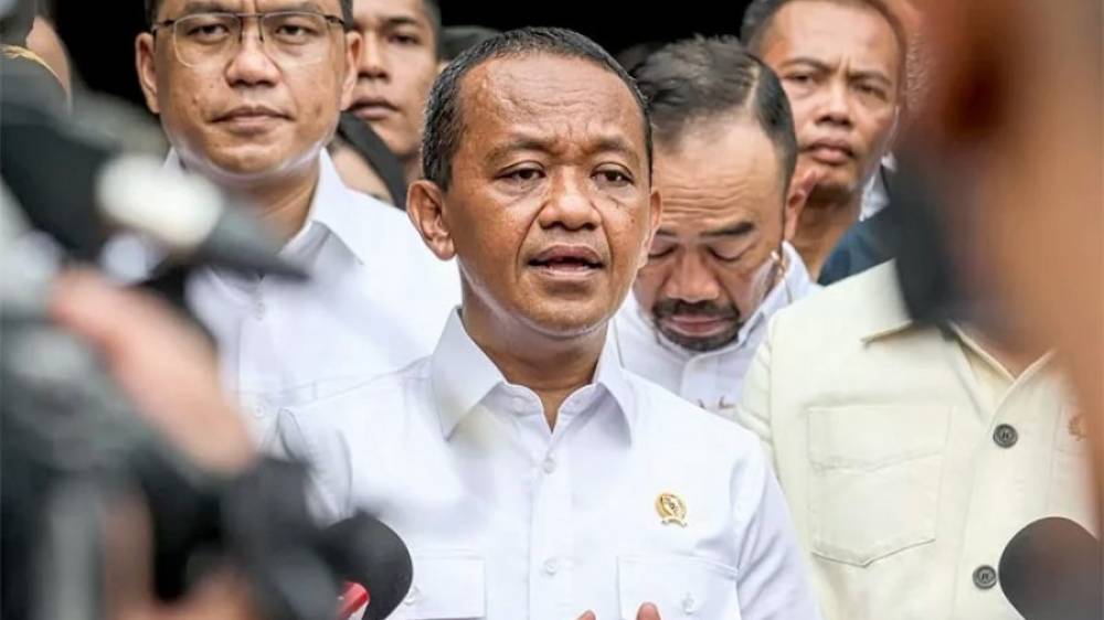 Rasio Elektrifikasi 99 Persen, Bahlil Ungkap 10 Ribu Desa Belum Terjangkau Listrik