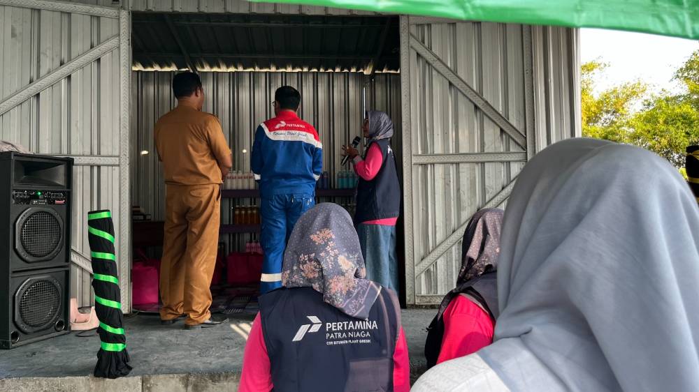 Pertamina Patra Niaga Renovasi Gudang Bank Sampah Kuat di Gresik, Dukung Pelestarian Lingkungan