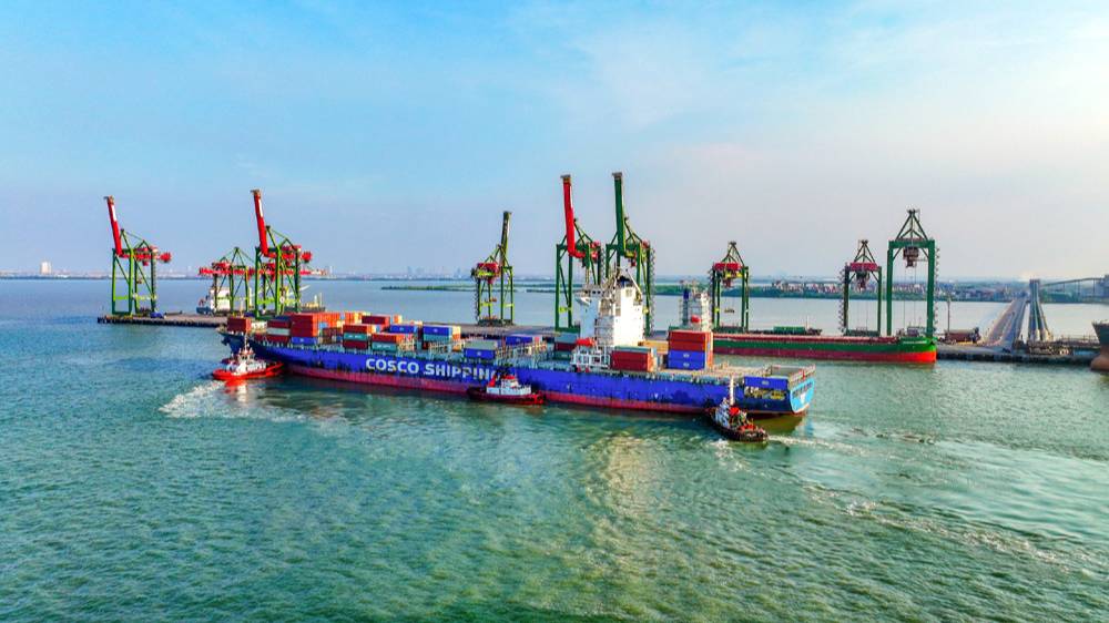 Arus Peti Kemas Terminal Teluk Lamong Melonjak 64,6 Persen pada 2025